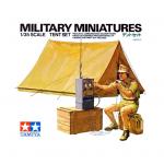 Tamiya Military Miniature Series No.174 - 1/35 - Tent Set with Communication Soldier Figure