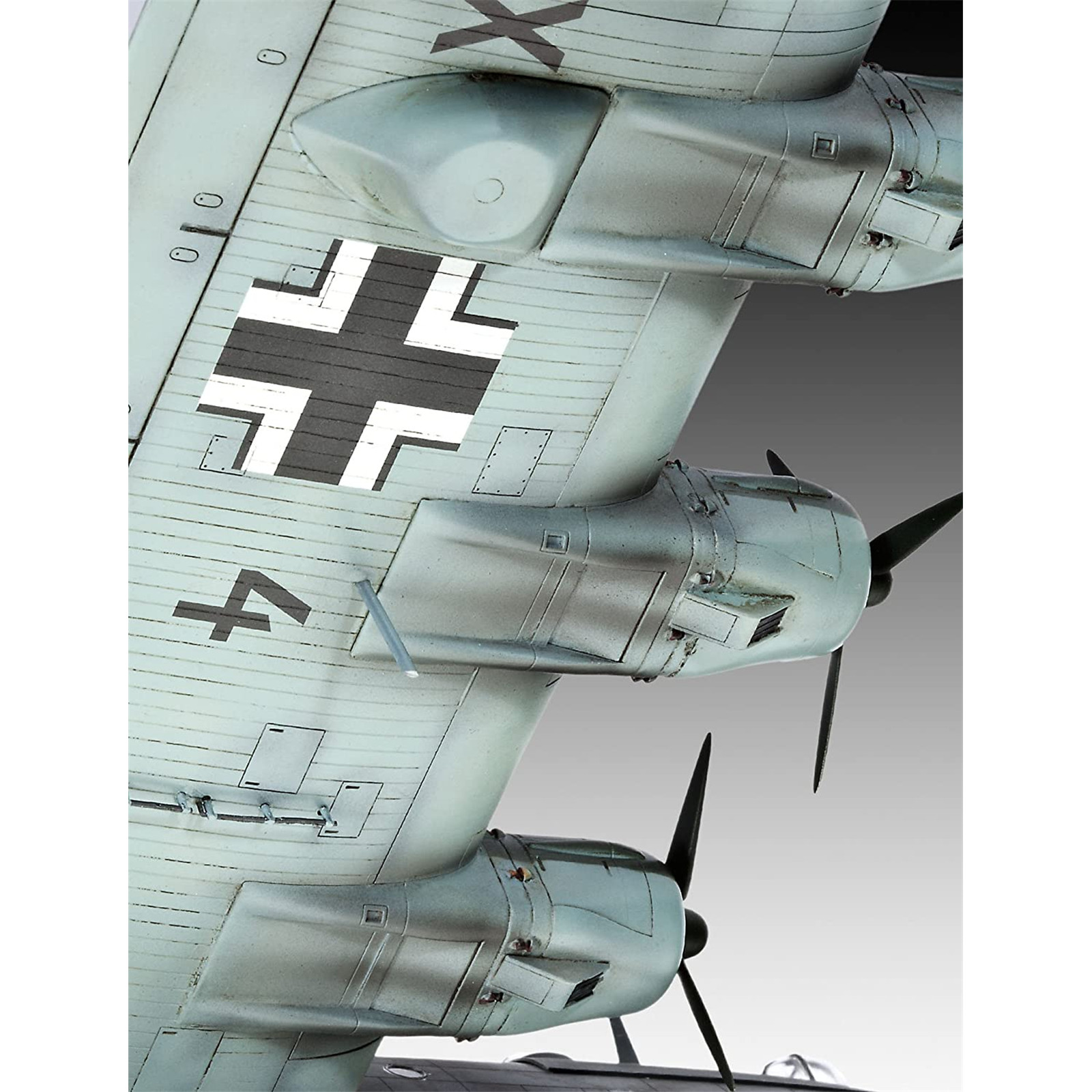 LUFT46 - BLOHM und Voss P202  Swing wing - 1/72 - Toad resins. EUR 90,00 - FR
