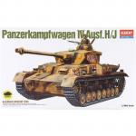Academy - 1/35 - German Panzer IV H