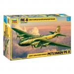 Zvezda - 1/72 - Soviet Long Range Bomber - Petlyakov PE-8