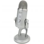 BLUE Yeti Microphone Professional quality, 3-capsule USB mic featuring 4 polarpatterns, headphone output w/ volume control. Colour Silver